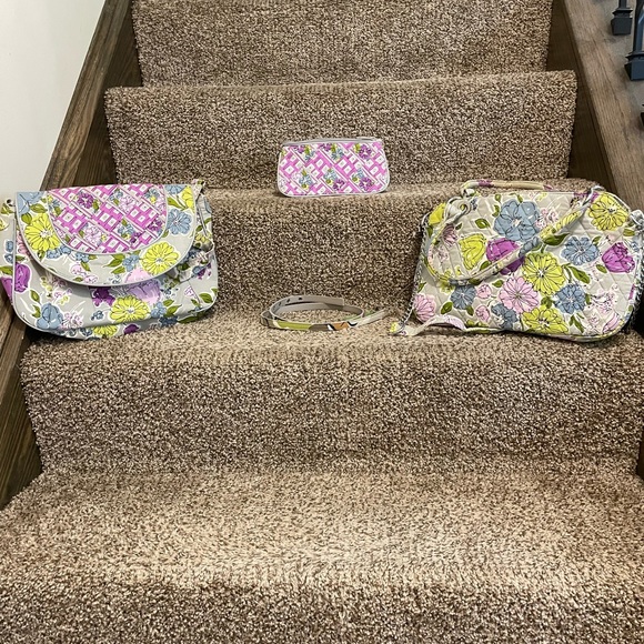 Vera Bradley - Picture 4 of 15